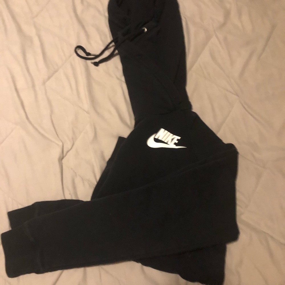 Nike women’s cotton black hoodie